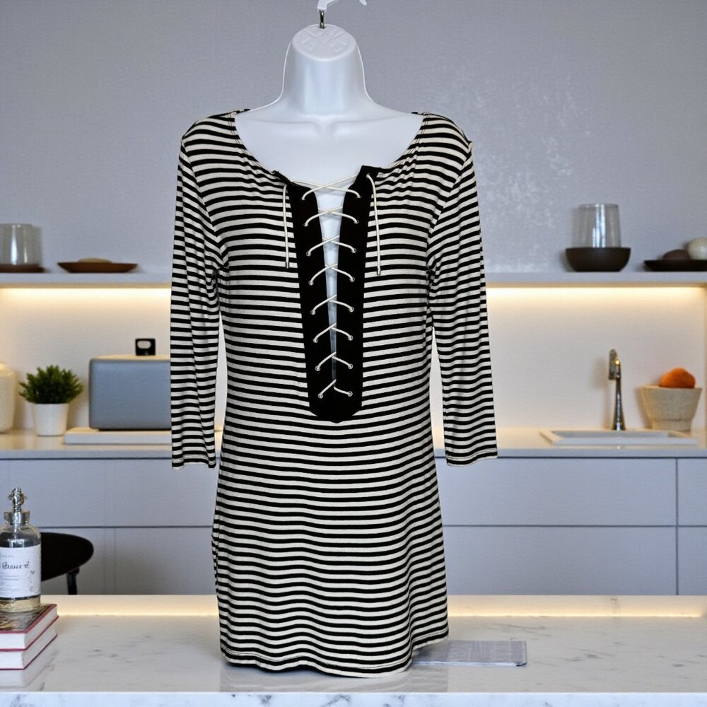 Yansi Fugel Brown & White Striped Lace-Up Tunic Dress – XS